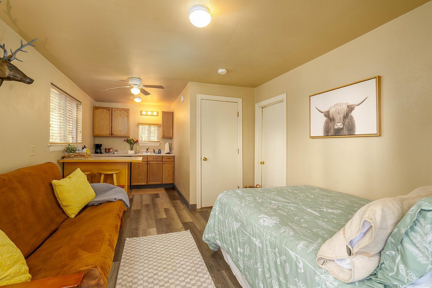 Отель Camp Almanor At Big Springs Westwood Экстерьер фото