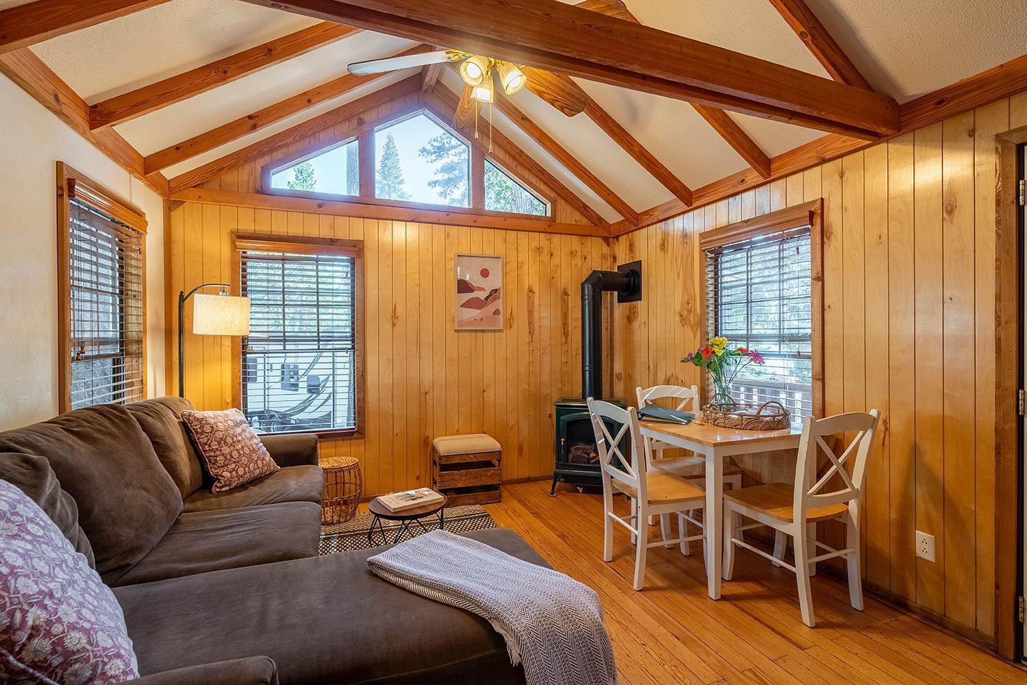 Отель Camp Almanor At Big Springs Westwood Экстерьер фото