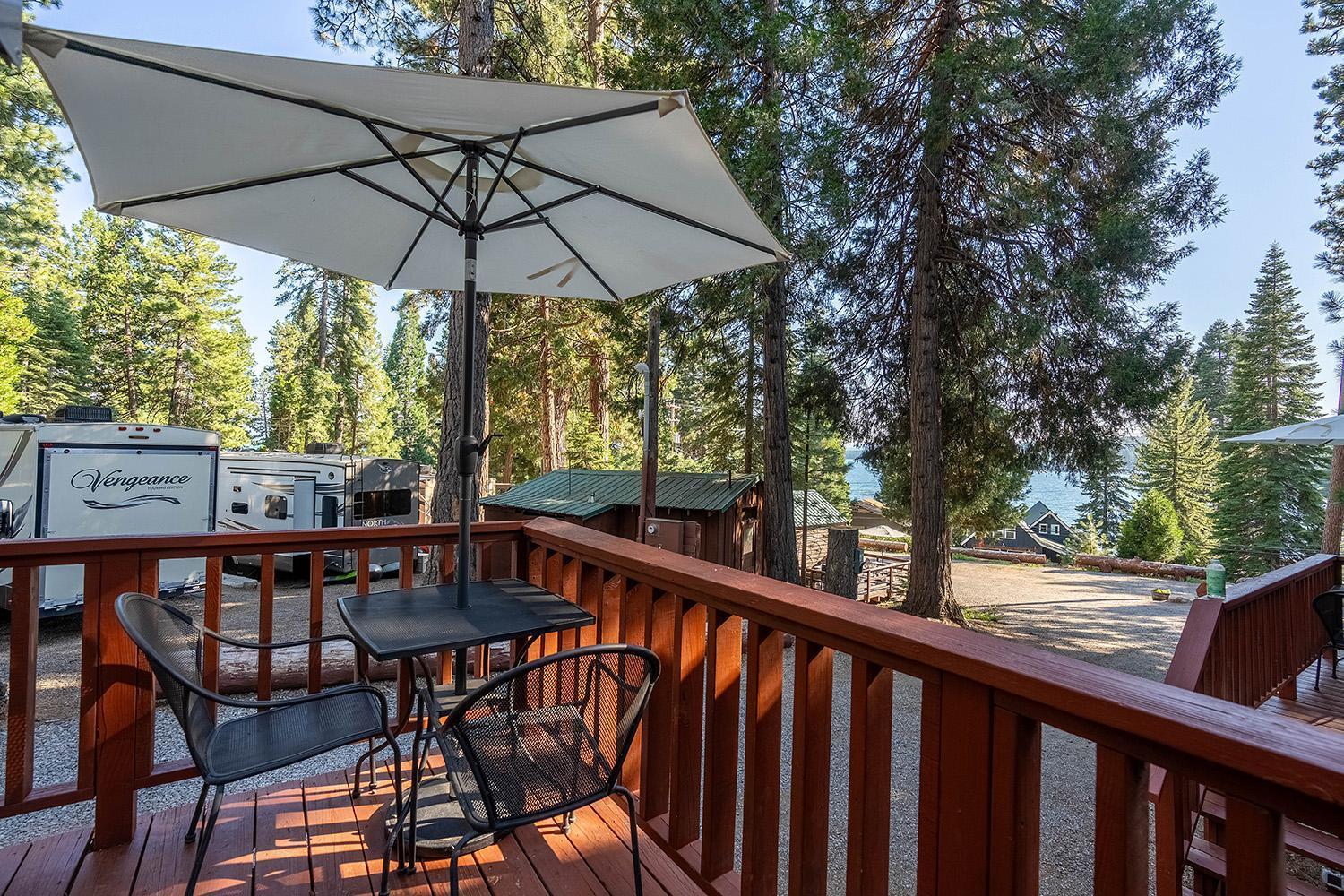 Отель Camp Almanor At Big Springs Westwood Экстерьер фото
