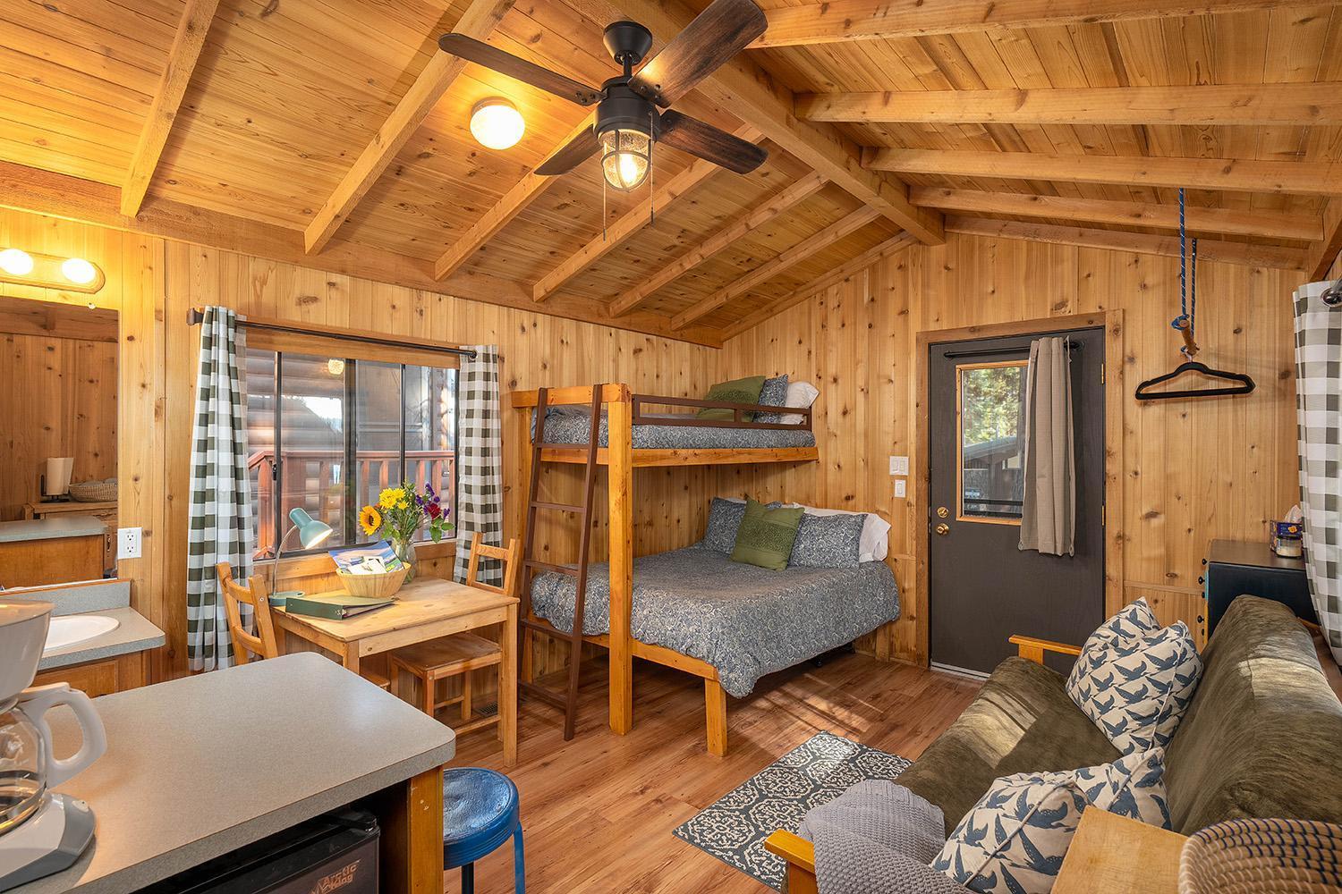 Отель Camp Almanor At Big Springs Westwood Экстерьер фото