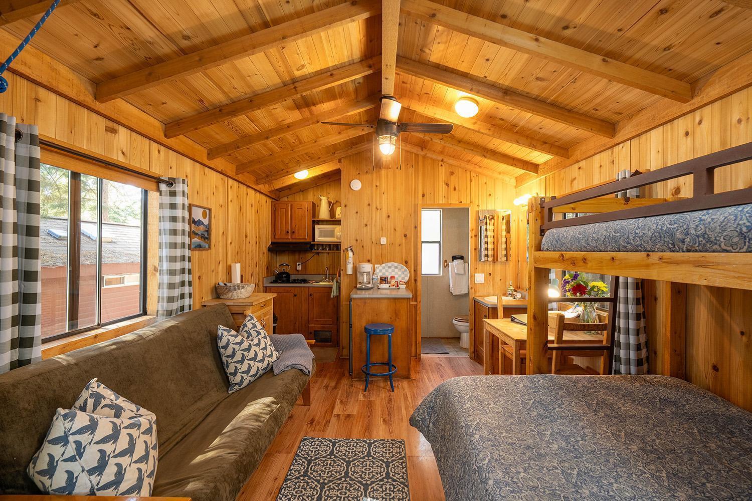 Отель Camp Almanor At Big Springs Westwood Экстерьер фото
