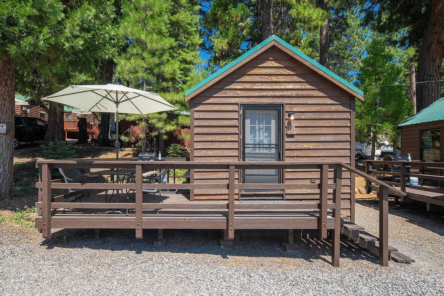 Отель Camp Almanor At Big Springs Westwood Экстерьер фото